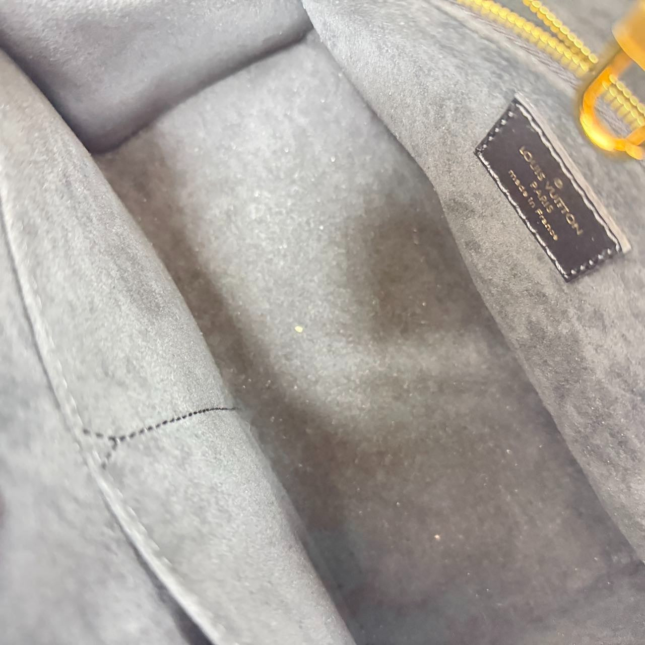 #1 - SJ0001 Louis Vuitton OnTheGo PM Monogram Empreinte Leather Tote Bag
