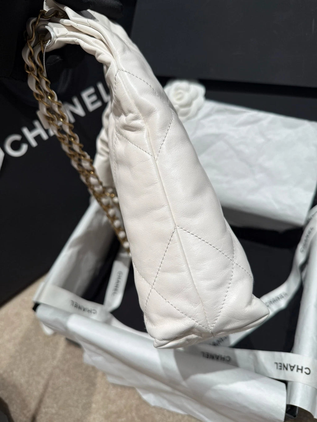 New Full Seal CHANEL Calfskin 22 Small 22Bag White Gold Tote Bag For Women