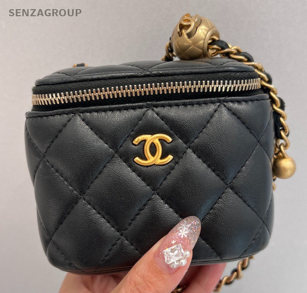 Chanel Vanity Case Chain Crossbody Black Gold Diamond Women Classic Fashion