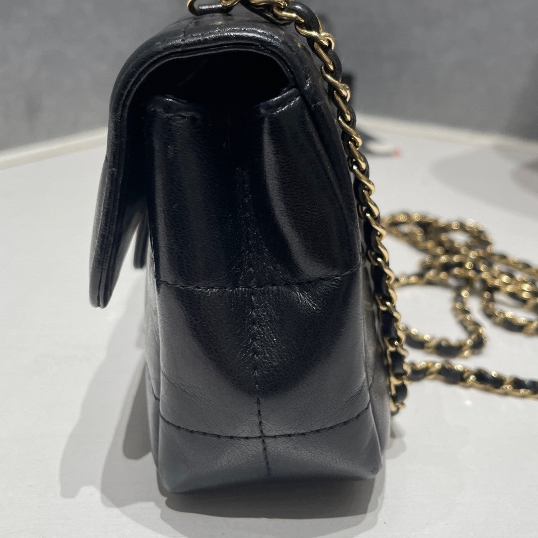 Vintage Chanel Classic Flap Mini Black Gold Chain Shoulder Bag