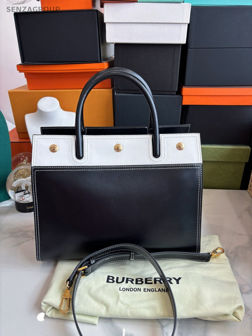 Burberry Title Tote Calfskin Top Handle 2way Shoulder Handbag Black White Women