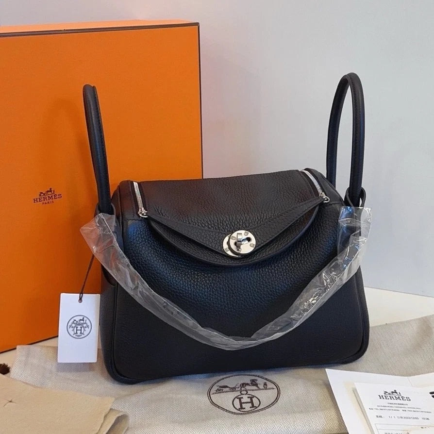 New Hermes Lindy26 TC Leather Black Top Handle Shoulder Bag Silver Hardware
