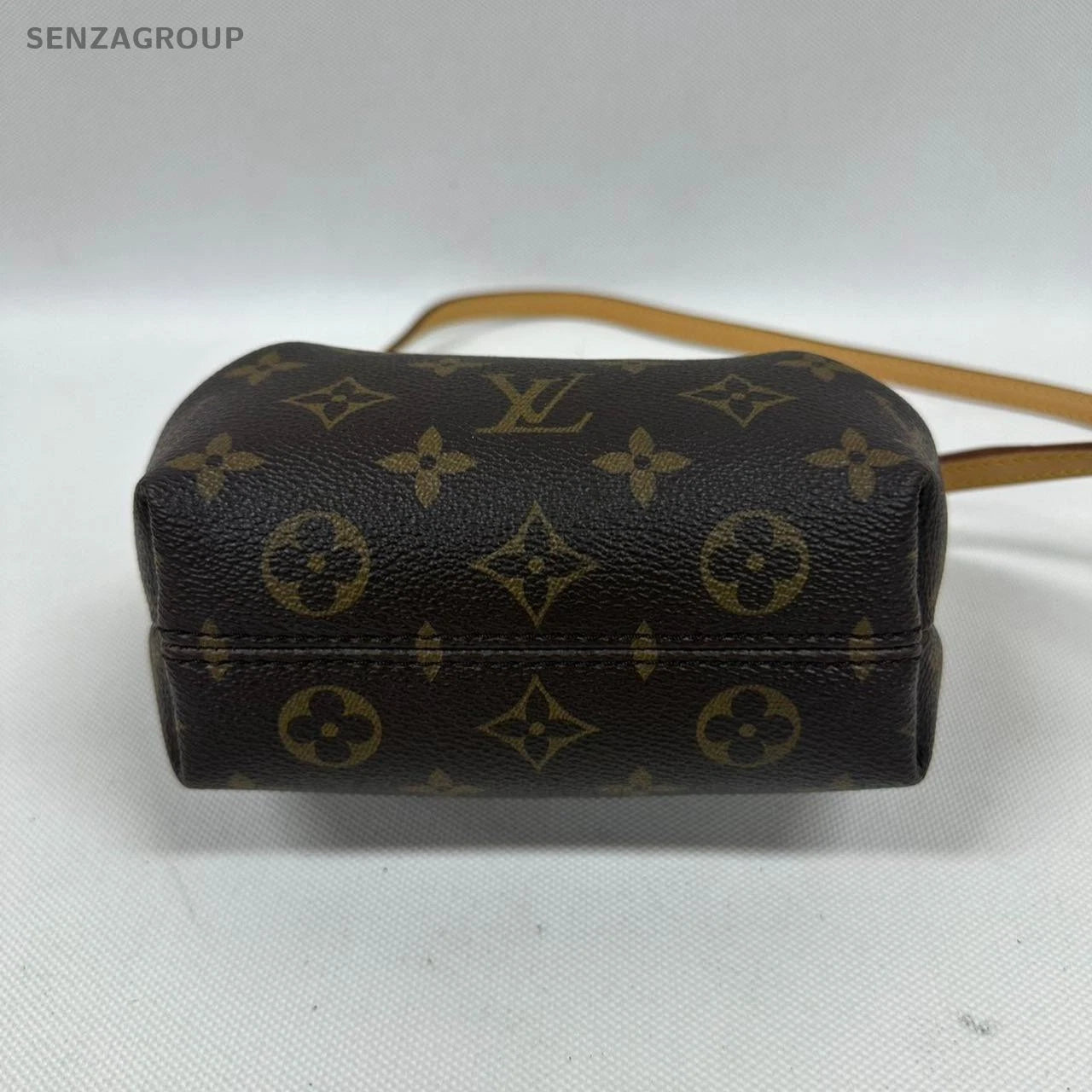 SJ0001 Louis Vuitton Turenne nano dumpling bag US