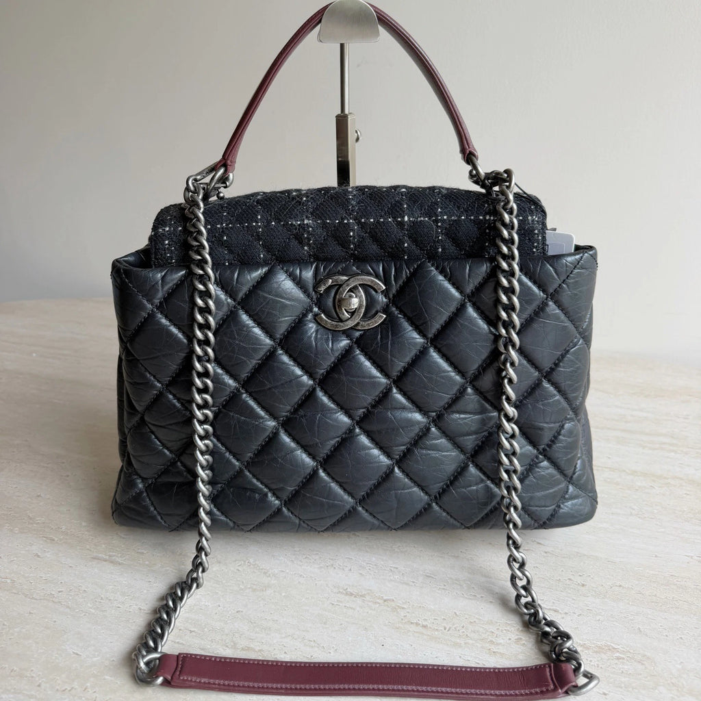 Chanel Diamond Black Leather Tote Handbag Silver Hardware Chain Shoulder Bag
