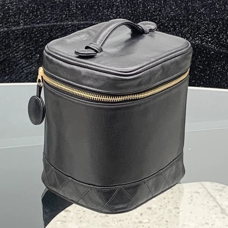 Chanel Vanity Black Gold Top Handle Excellent