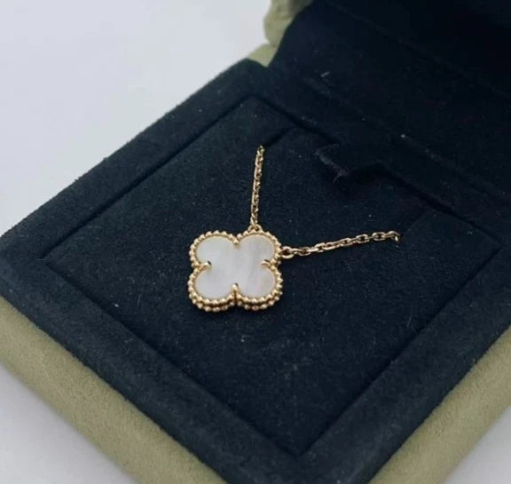 Van Cleef &amp; Arpels Vintage Alhambra Necklace White Mother of Pearl 18K Gold