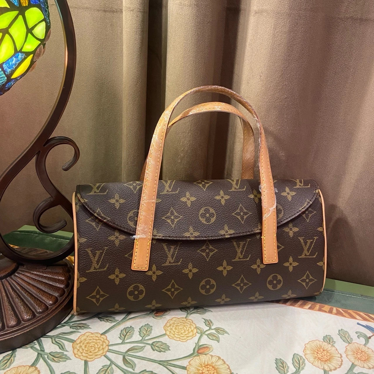 Louis Vuitton Leather Sonatine Baguette Dinner Handbag For Women