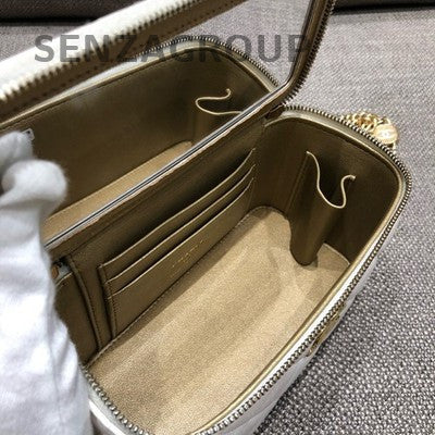 Chanel Quilted Chain Shoulder Crossbody Bag White Gold Women Classic