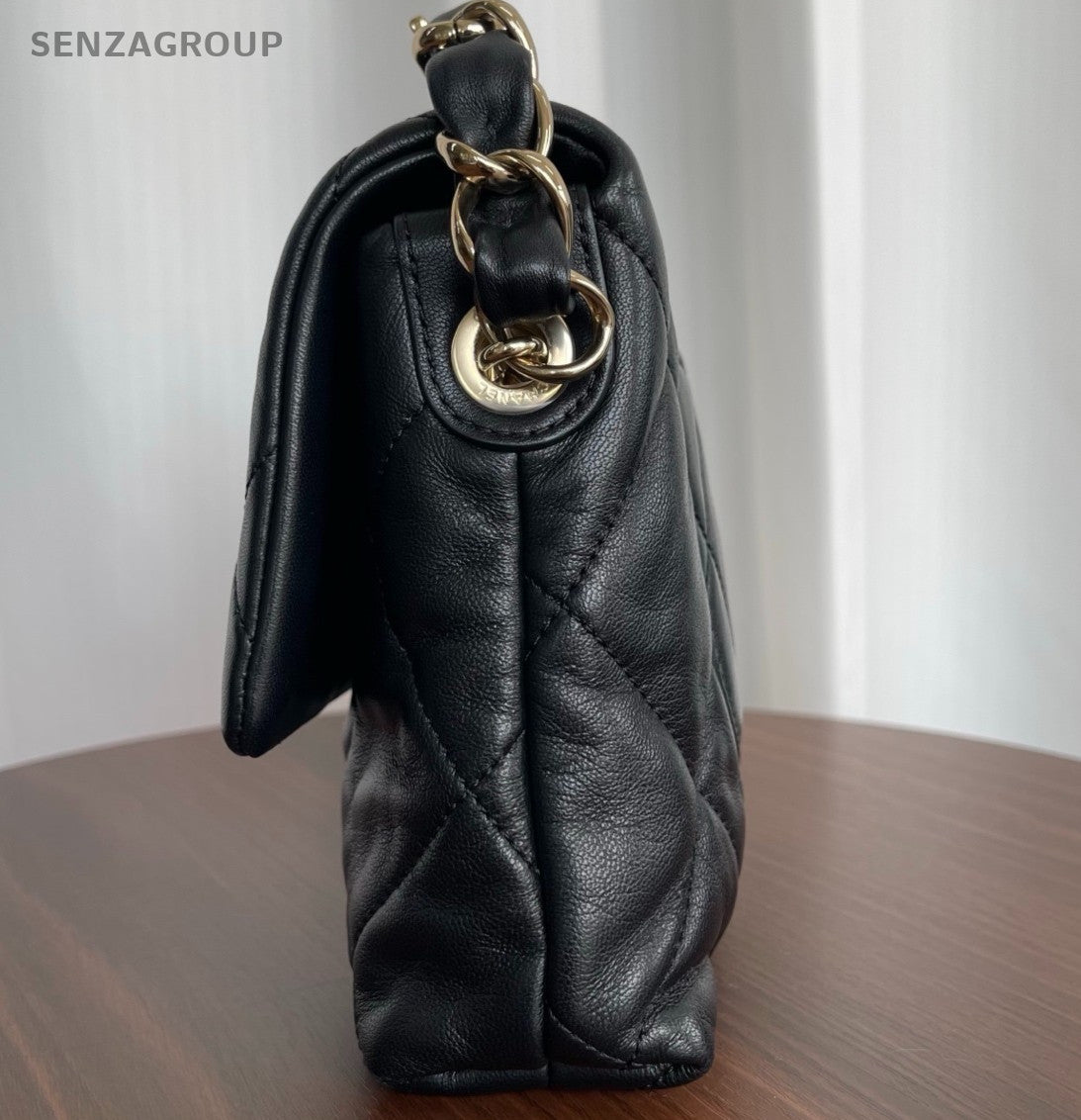 Chanel Diamond Chain Black Gold Shoulder Bag Used Women Classic Fashion