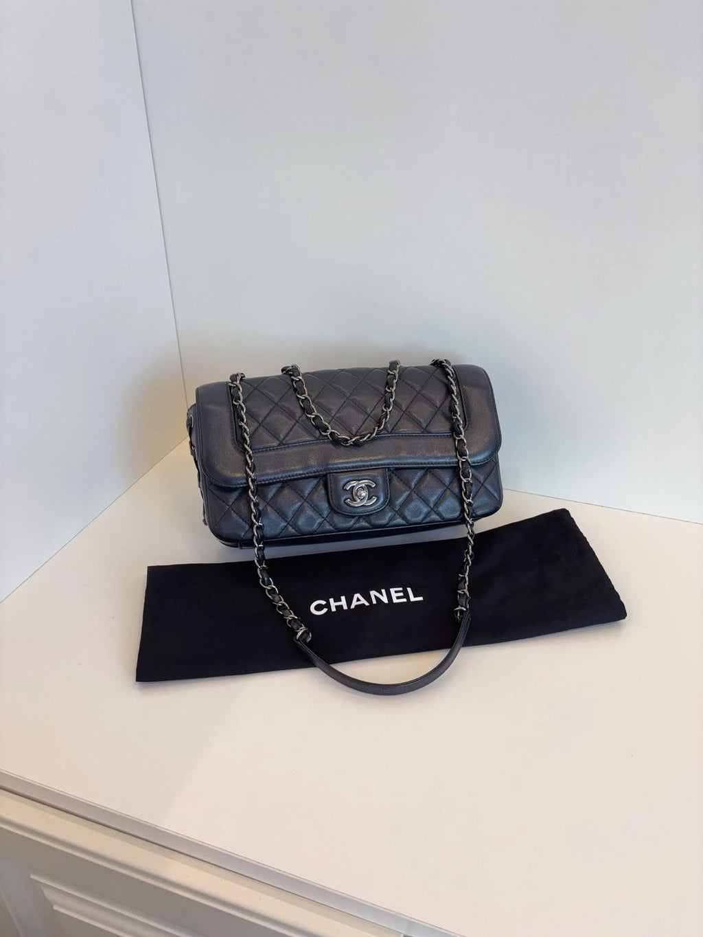 Chanel Le Cagole Flap Shoulder Bag Women's Handbag Black Leather Silver Chain