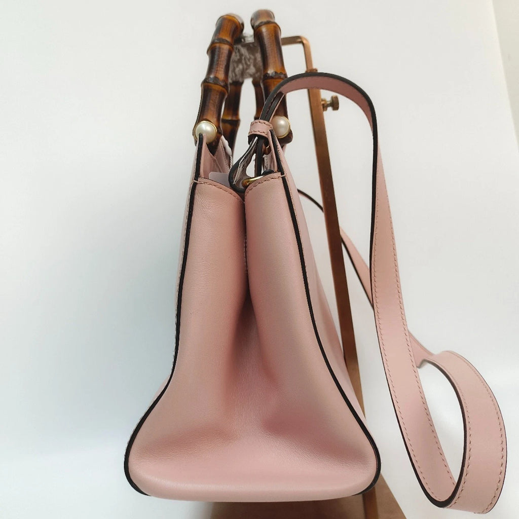 SJ0001 Gucci Nymphaea Pink Smooth Calfskin Bamboo Top Handle Bag XP02052