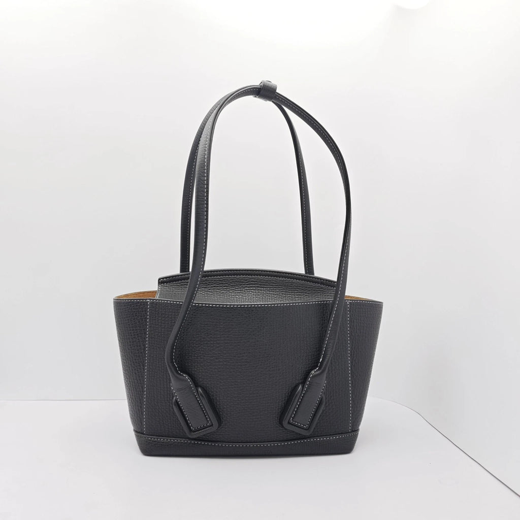 Bottega Veneta Black Woven Calfskin Arco33 PM Handbag Crossbody For Women