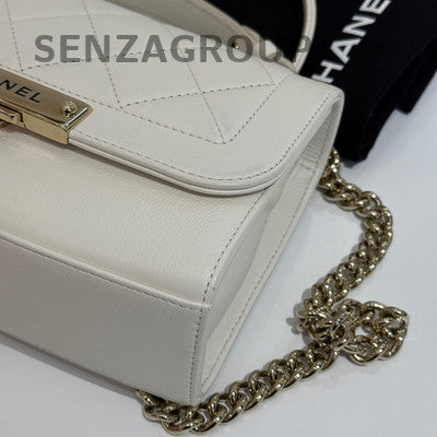 Chanel White Gold Quilted Chain Shoulder Bag Classic Women's