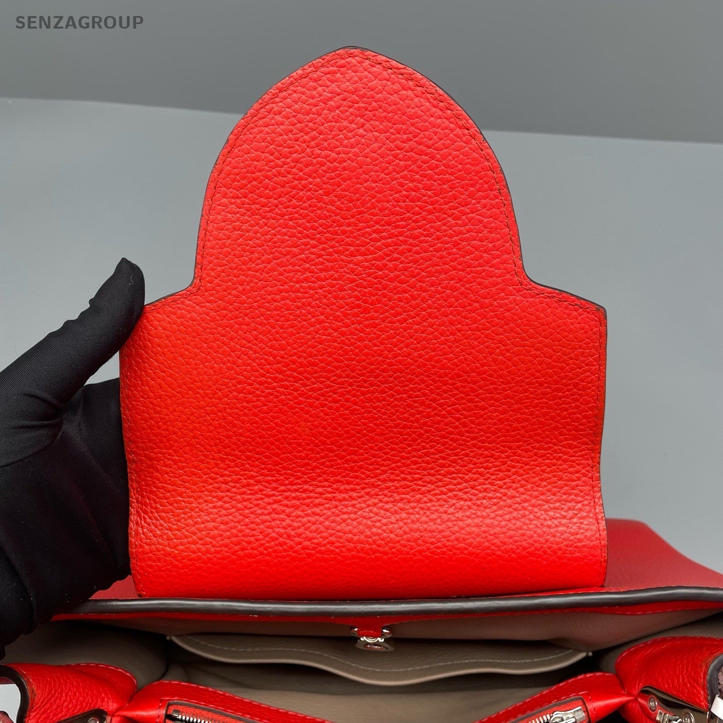 Louis Vuitton Capucines GM Top Handle Bag Red Silver Used Women Classic