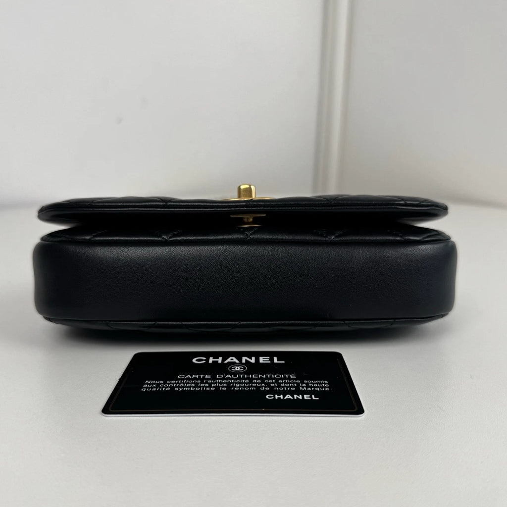 Chanel Diamond Chain Mini Shoulder Bag Black Gold Used Women Classic