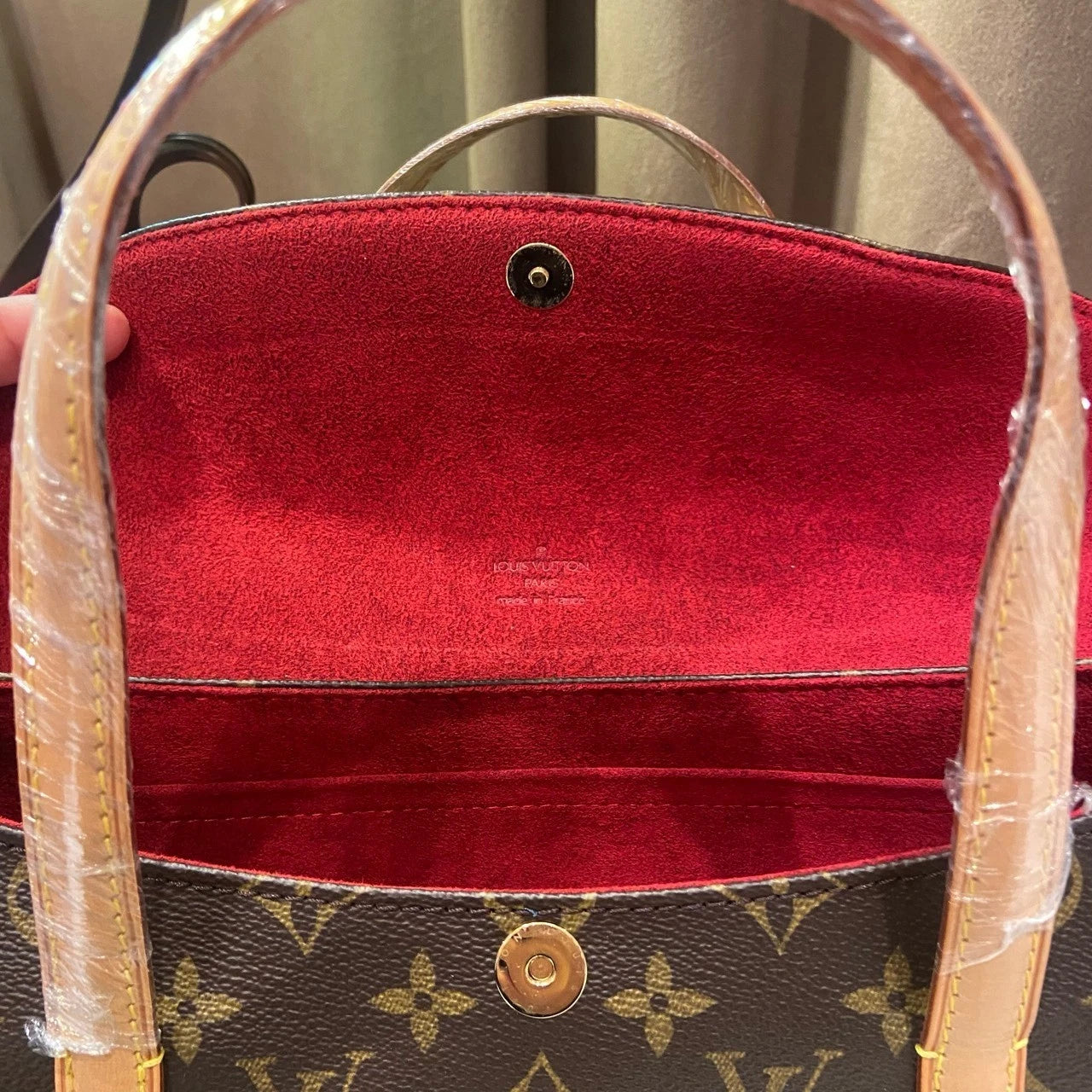 Louis Vuitton Leather Sonatine Baguette Dinner Handbag For Women