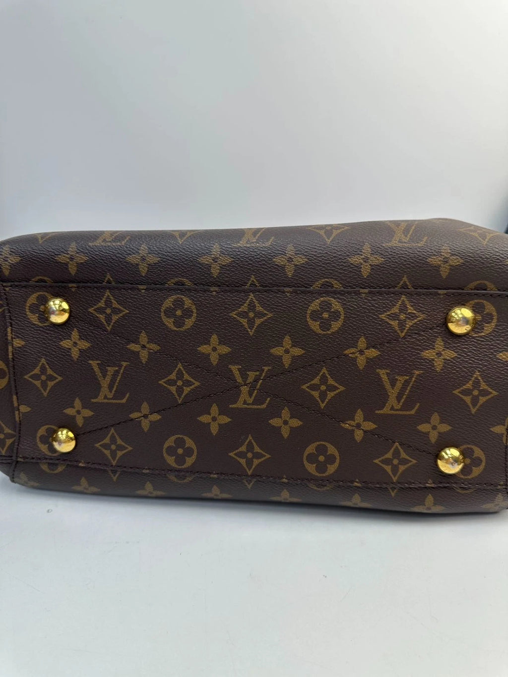 SJ0001 Louis Vuitton Montaigne BB