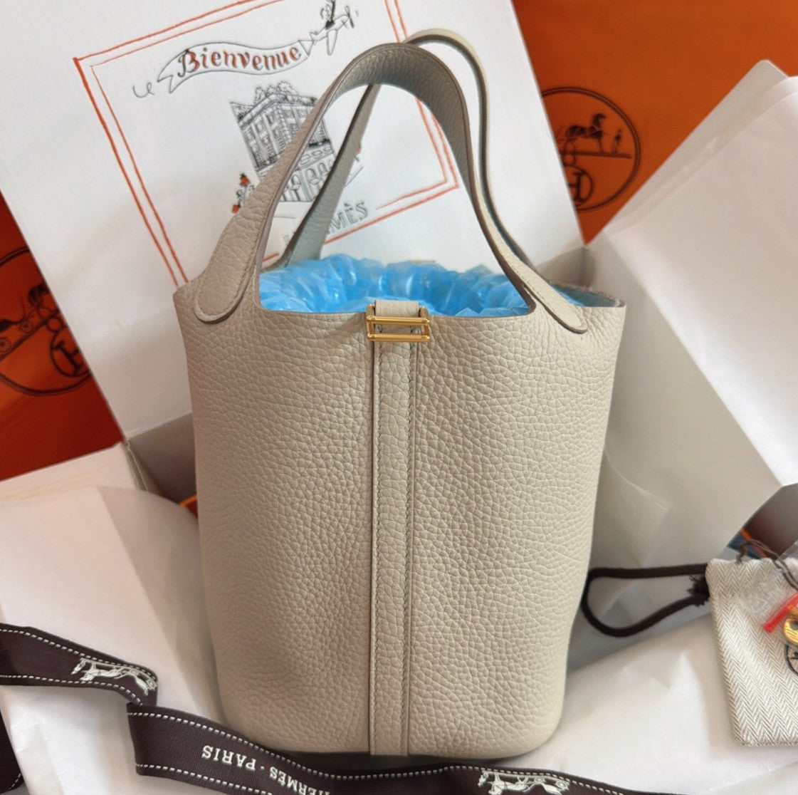 Hermes Picotin18 Top Handle Shoulder Bag White Gold Used Women Fashion Classic
