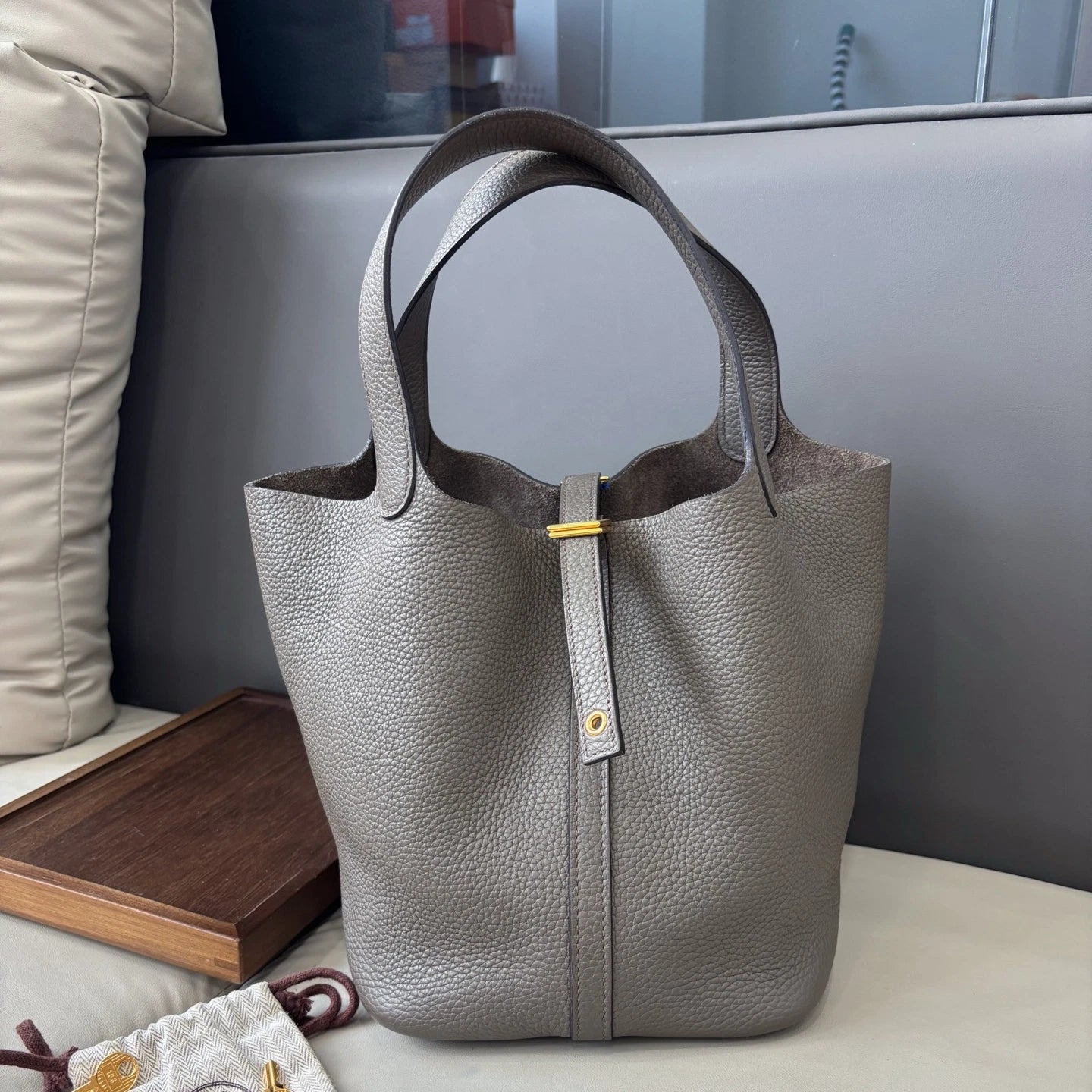 Authentic Hermes Picotin22 Gray Tote Handbag Gold Hardware with Key Lock