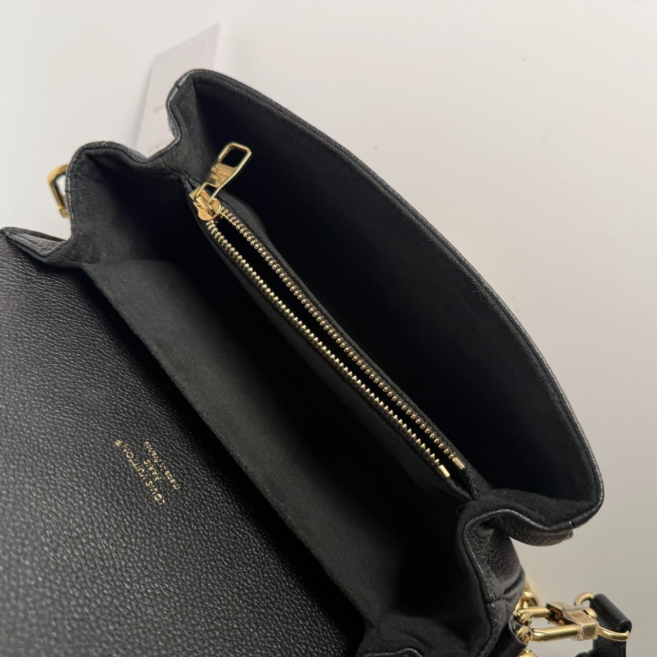 SJ0001 Louis Vuitton Metis East West （U）