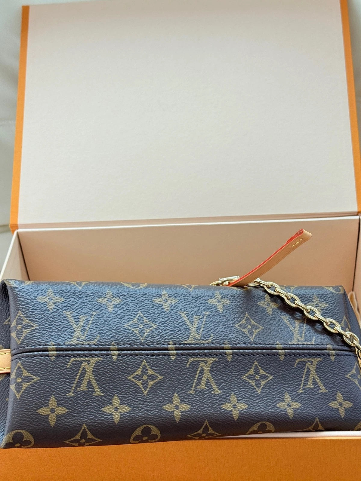 Louis Vuitton Carryall Monogram Canvas Tote Bag Excellent