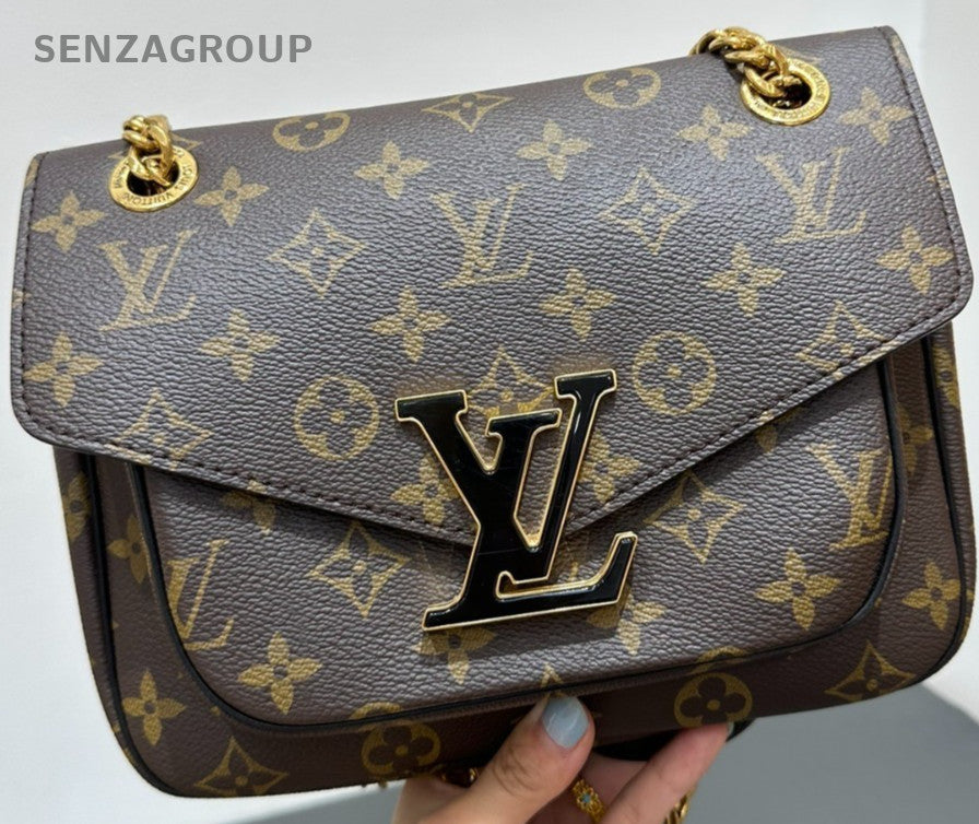 Louis Vuitton Passy Monogram Messenger Crossbody Shoulder Bag Brown Women