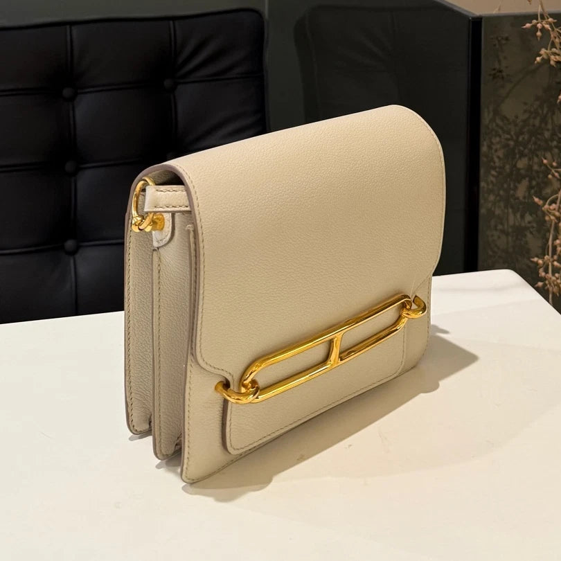 Hermès Roulis 19 Bag in White Gold - Classic Women's Shoulder Crossbody