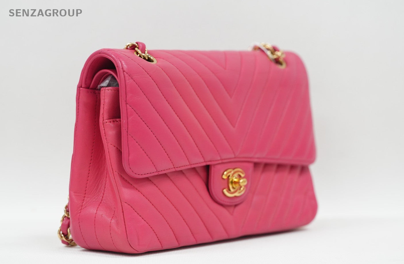 CHANEL Classic Flap MM V-Shape Pattern Chain Shoulder bag Pink Gold Women