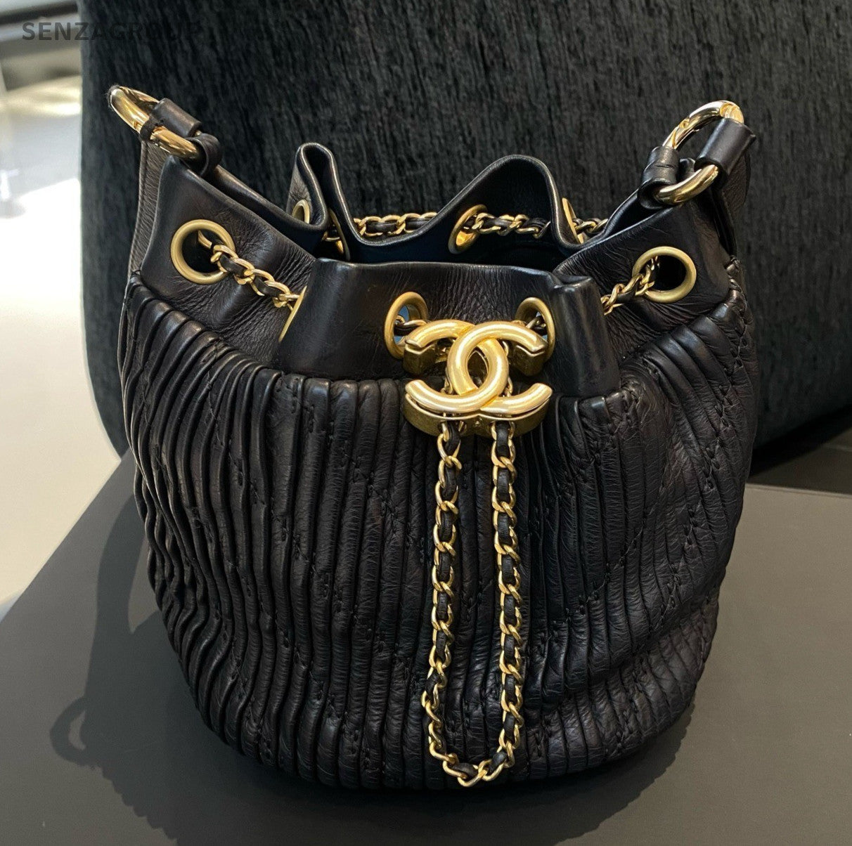 Chanel Hobo Bucket Chain Black Gold Shoulder Bag Crossbody Women Classic