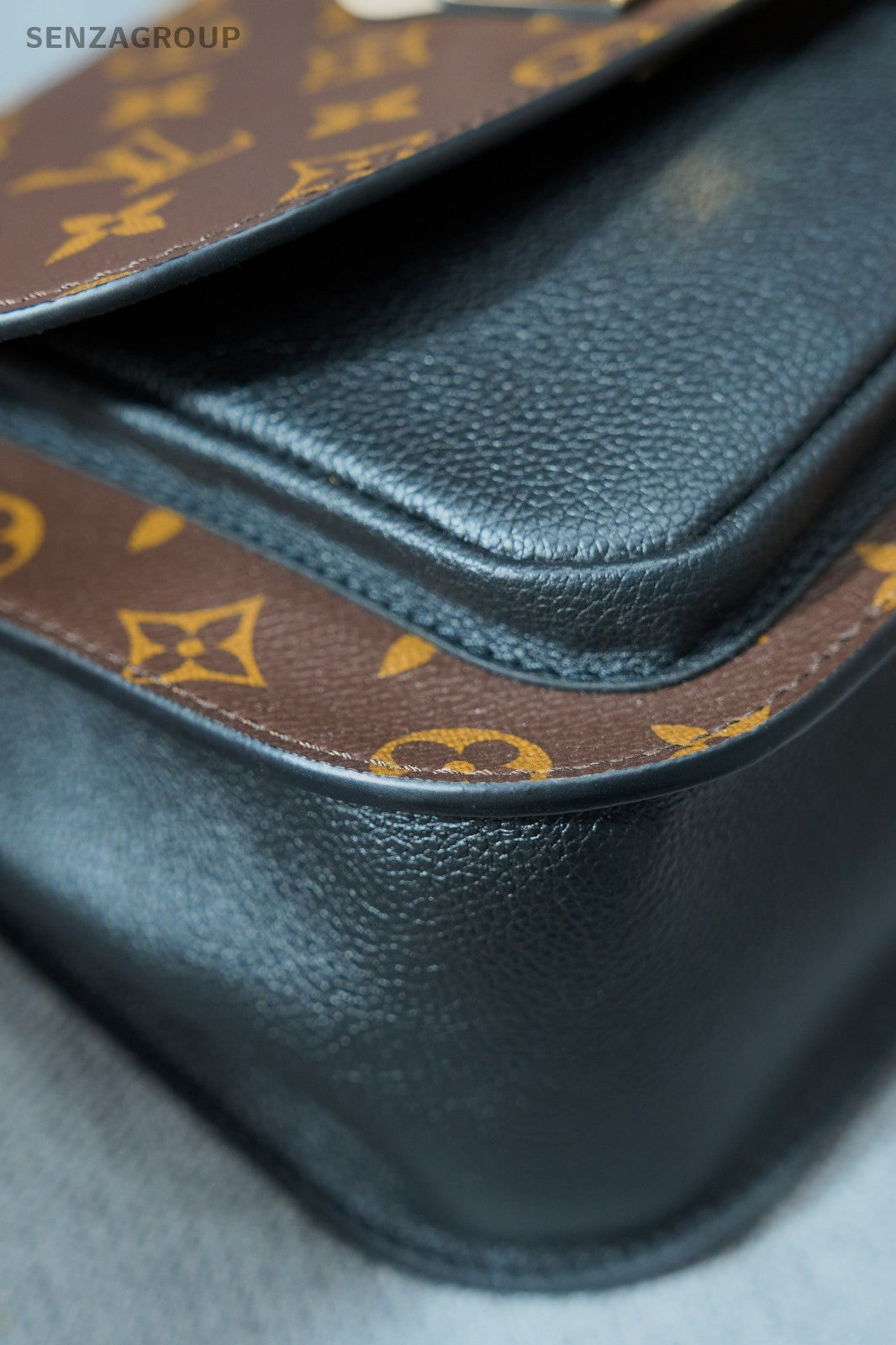 Louis Vuitton Monogram Top Handle Bag Brown Black Gold Used Women Classic