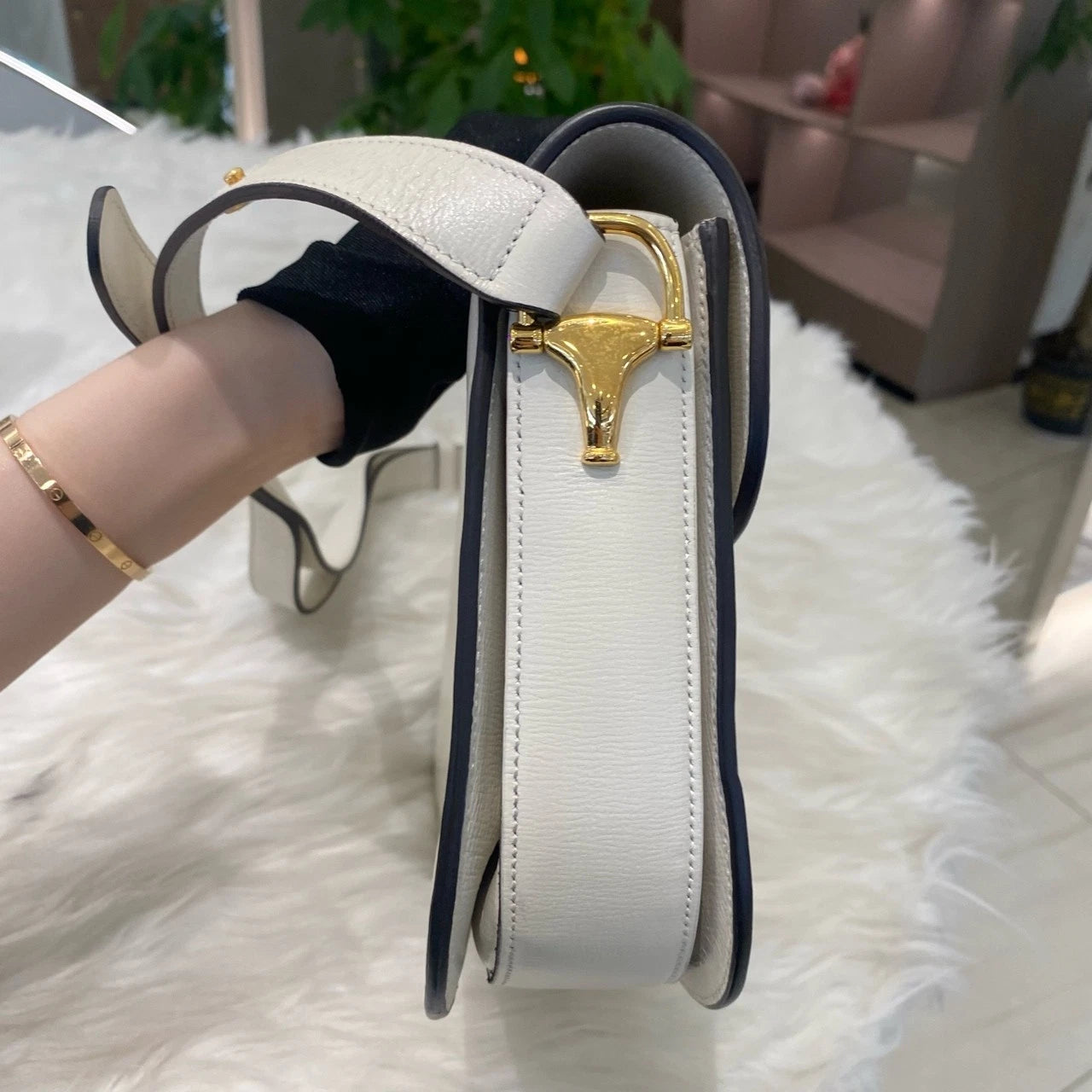 Gucci 1955 Medium Shoulder Bag White Gold Hardware Classic Women's
