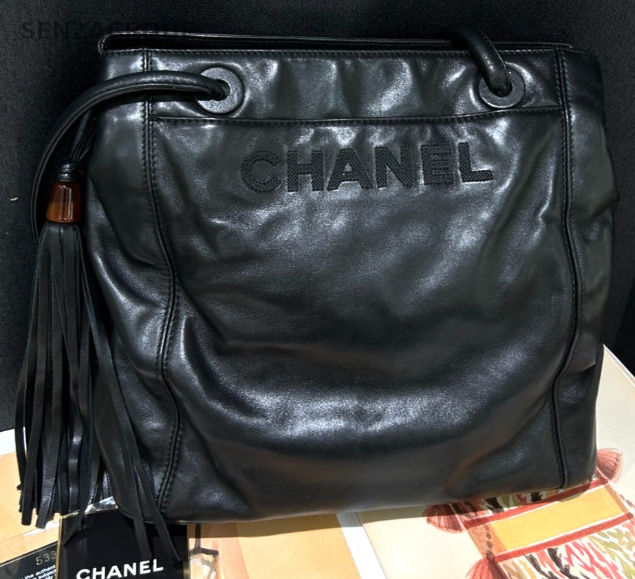 CHANEL Tassel tortoiseshell Logo Shoulder bag Out of print
