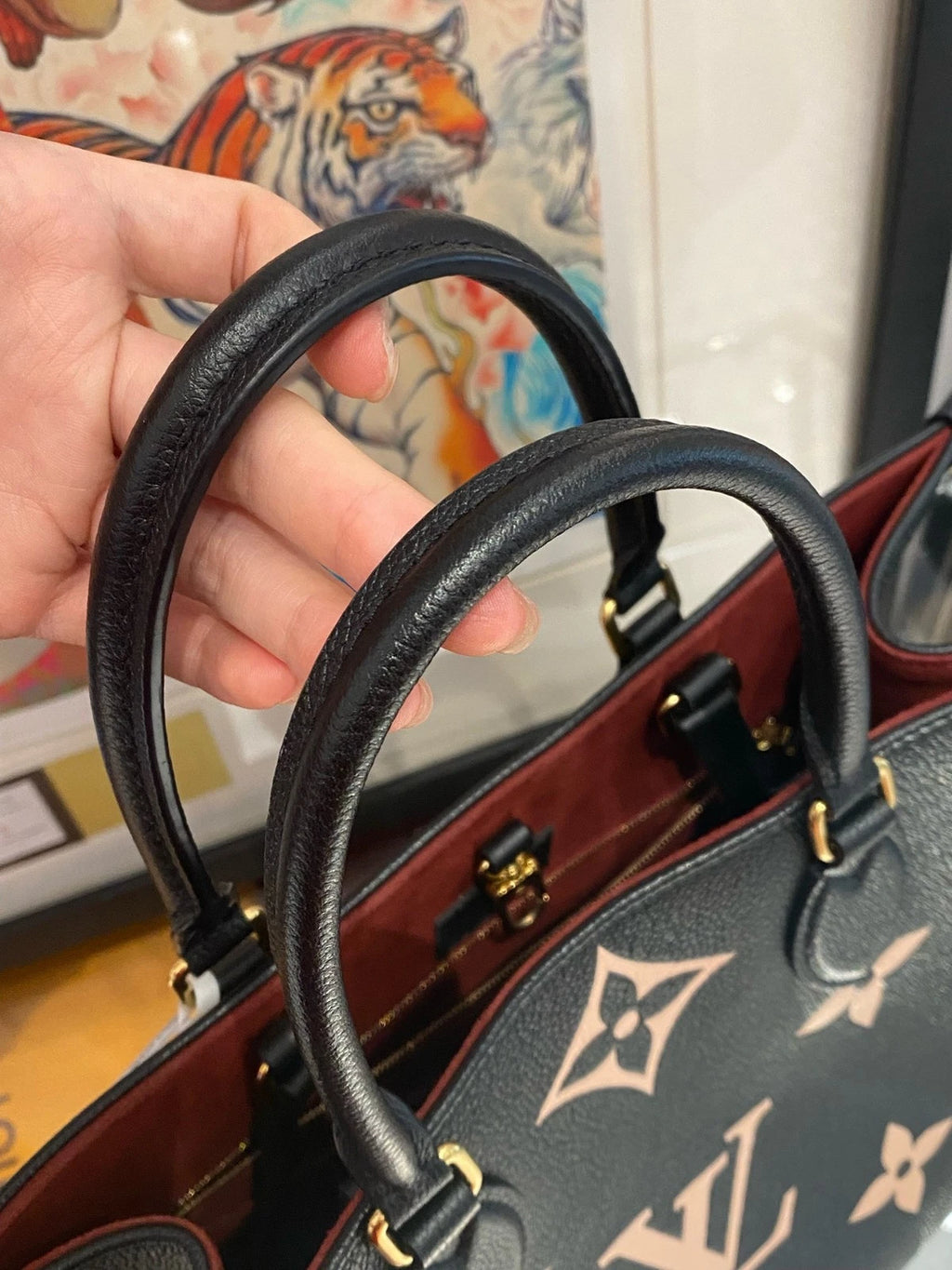 Louis Vuitton Onthego Medium Grained Leather Tote Bag For Women