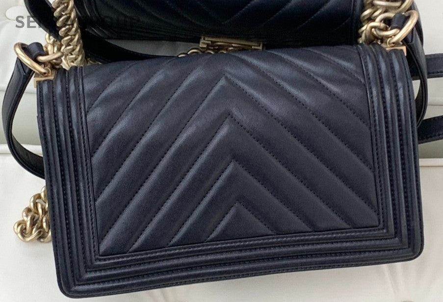 CHANEL Leboy CC chain Medium Shoulder bag Crossbody Black Gold