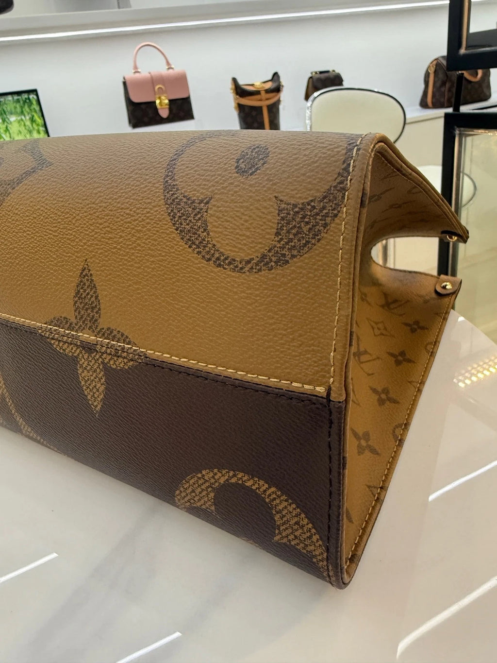Louis Vuitton OnTheGo Canvas Tote Bag Excellent