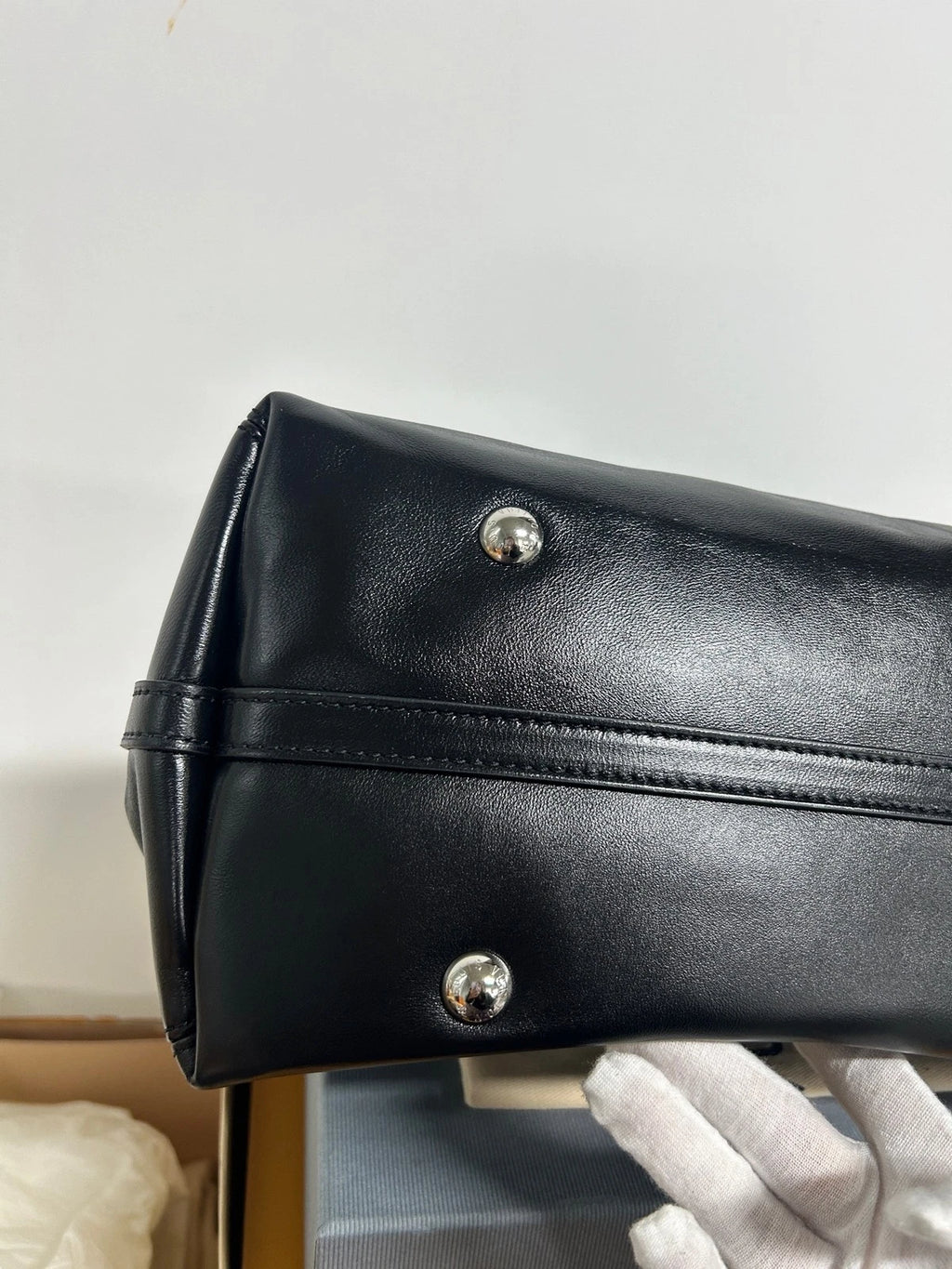 Louis Vuitton Carryall Lambskin Shoulder Bag Crossbody Excellent