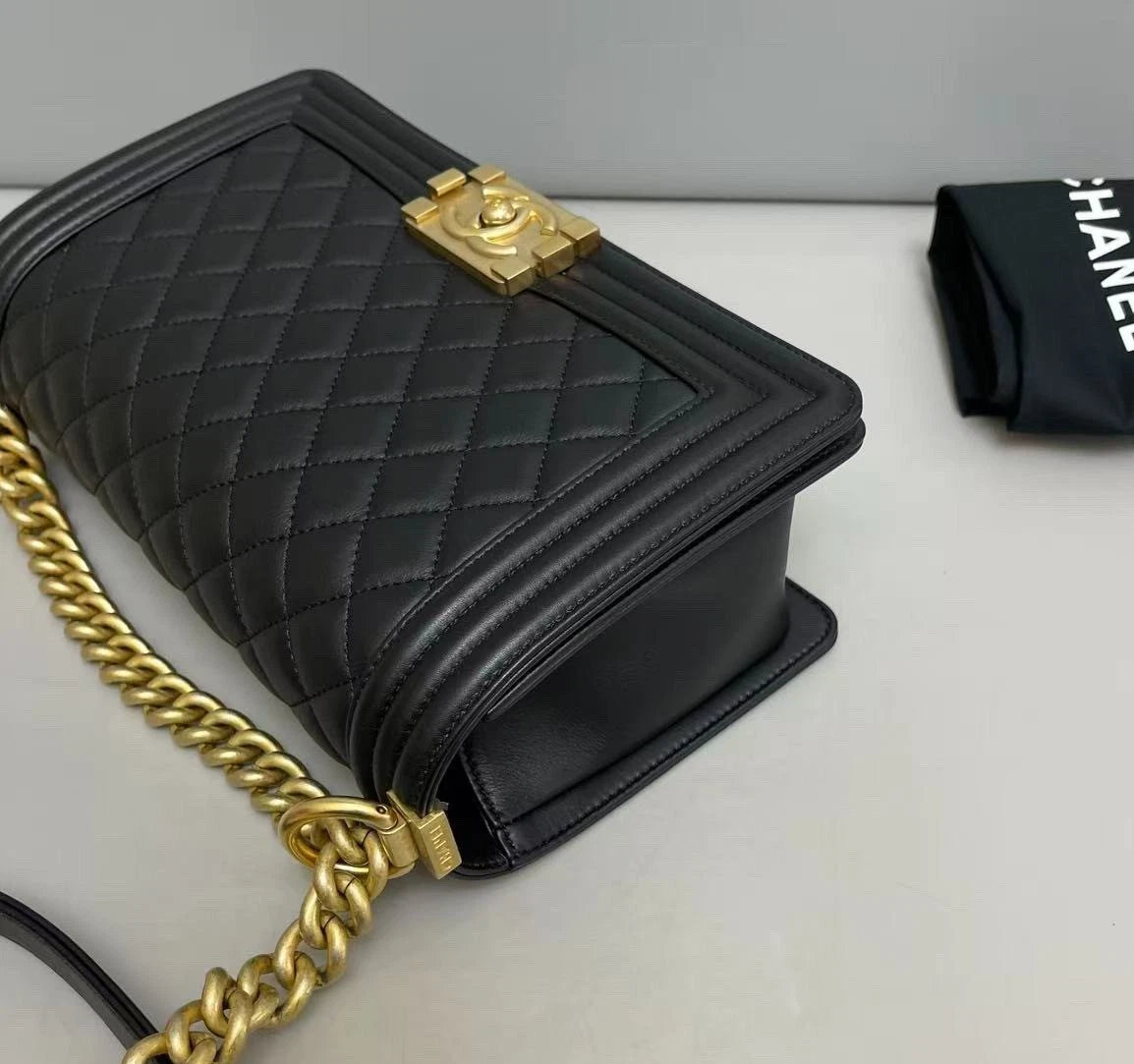 Chanel Leboy MM Calfskin Diamond Shoulder Bag Crossbody Bag Black Excellent