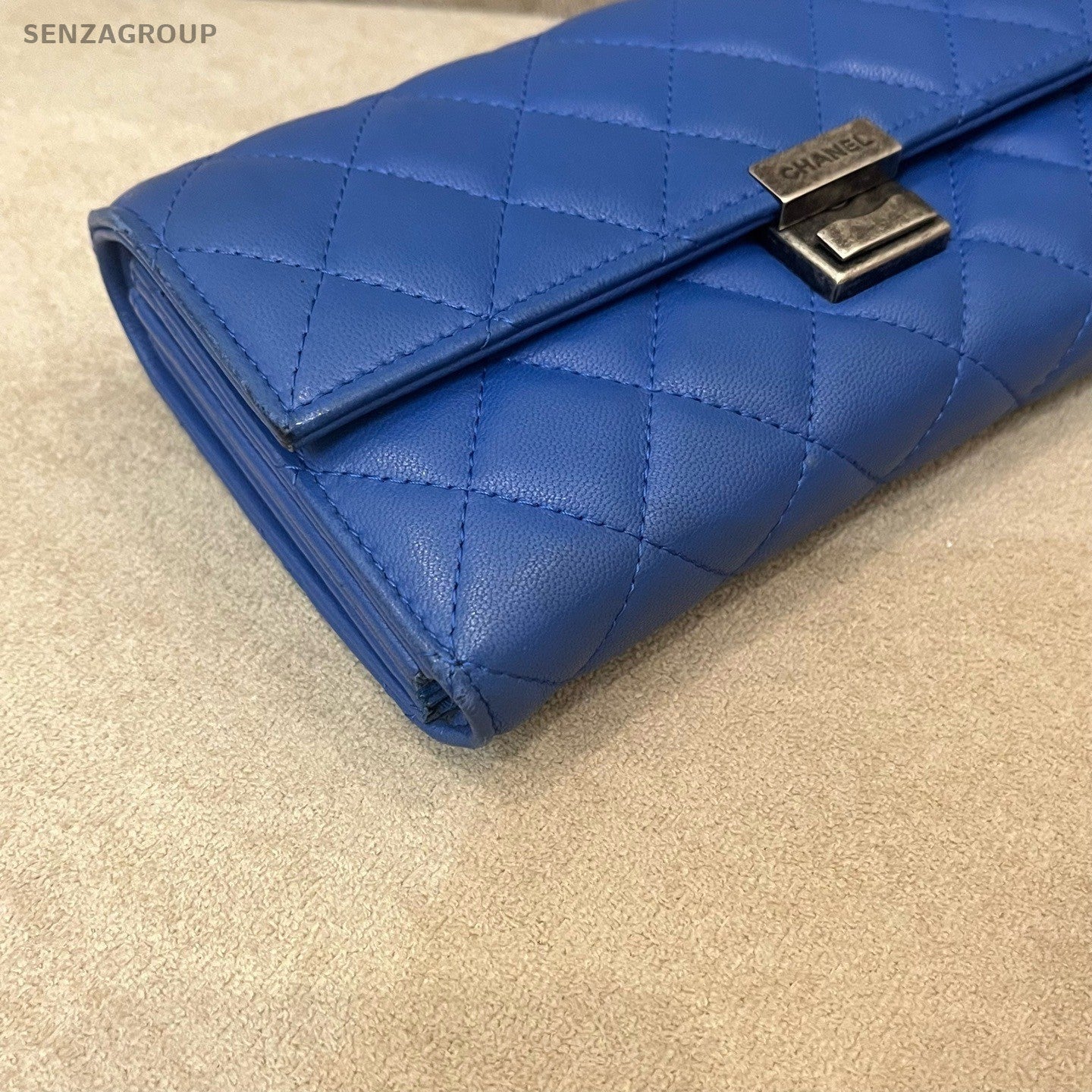 CHANEL Silver clasp Woc Lambskin Chain Shoulder bag Crossbody Blue Women