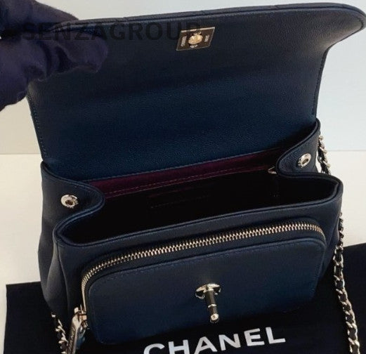 Chanel Affinity Chain Calfskin Diamond Shoulder Bag Crossbody Black Gold Women