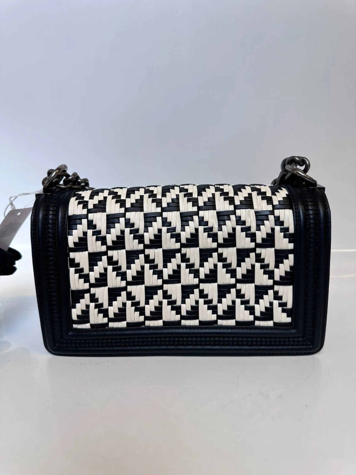 SJ0001 Chanel Boy Chanel Medium (25cm) Limited Edition Houndstooth Woven Calfski