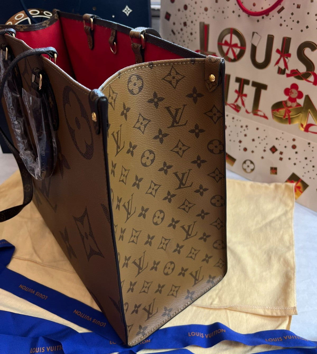 Louis Vuitton Onthego GM Tote Monogram Top Handle Bag Shoulder Bag Brown Women