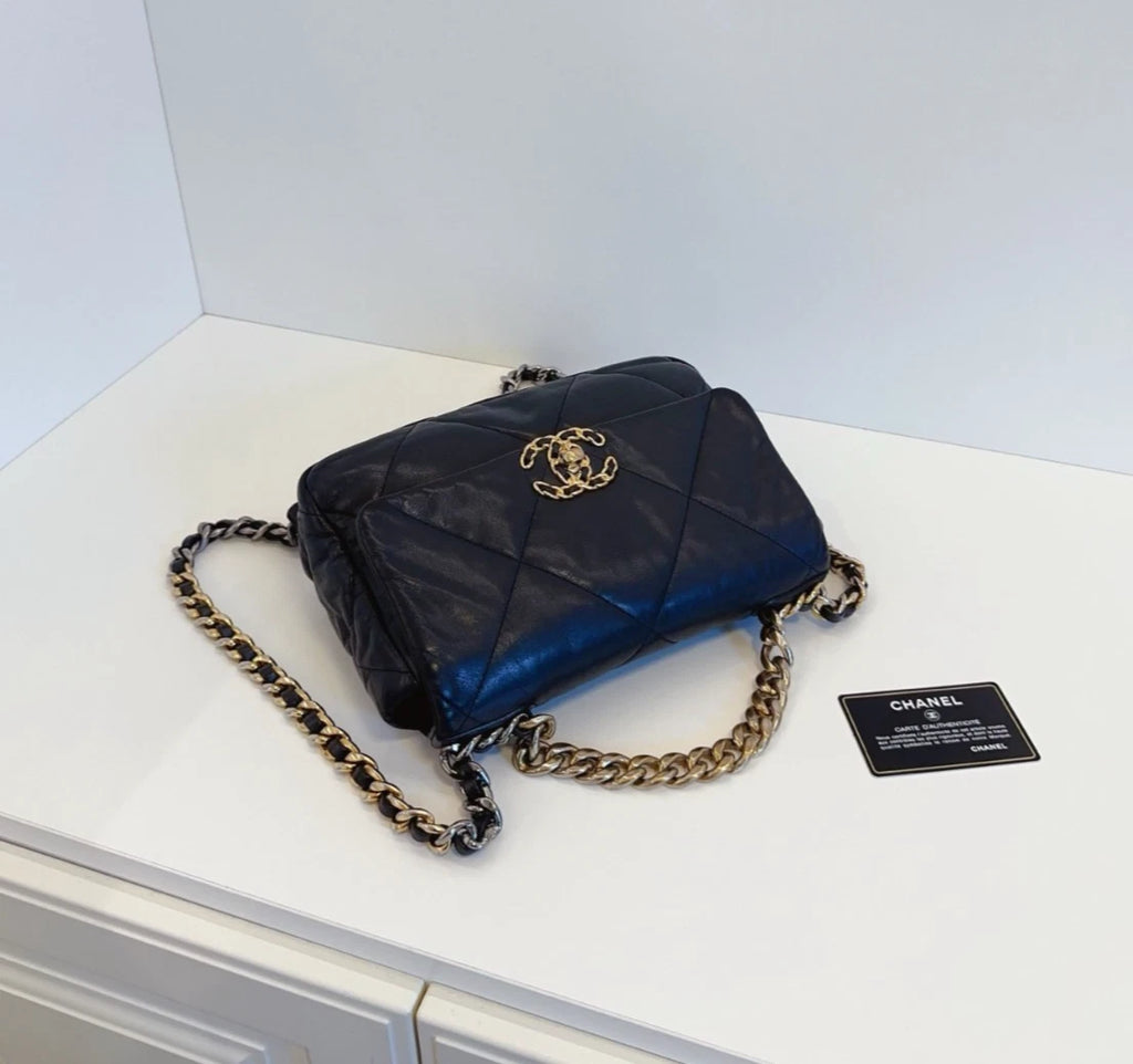 Chanel 19 Bag PM Shoulder Bag Crossbody Bag Black Women Fashion