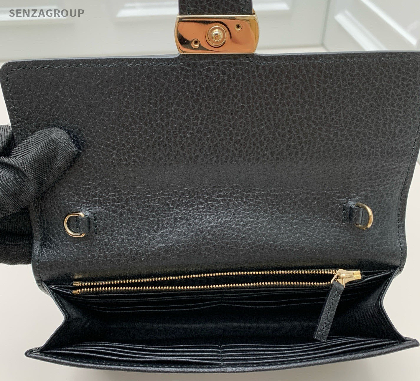 Gucci Calfskin Chain Shoulder Bag Black Gold Women Designer Classic