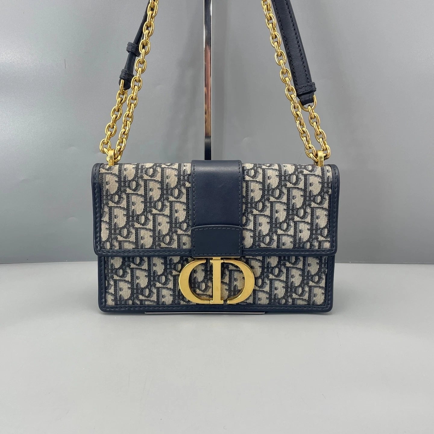 Pre-owned Dior Canvas Montaigne 30 Medium Shoulder Bag For Women Blue