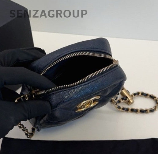 Chanel Diamond Calfskin Chain Crossbody Shoulder Bag Black Gold Women Classic
