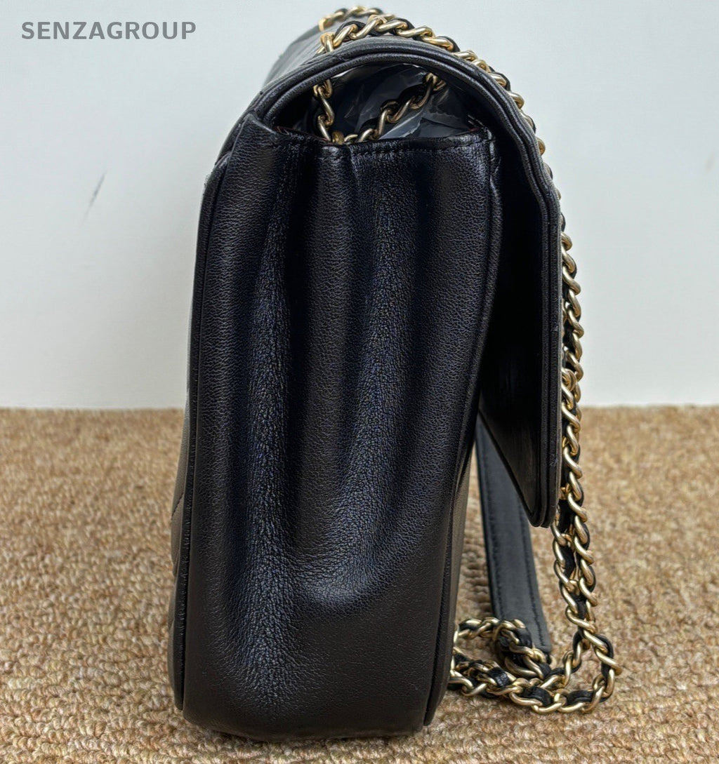 Chanel CC Logo Chain Shoulder Bag Black Gold Women Classic Fashion