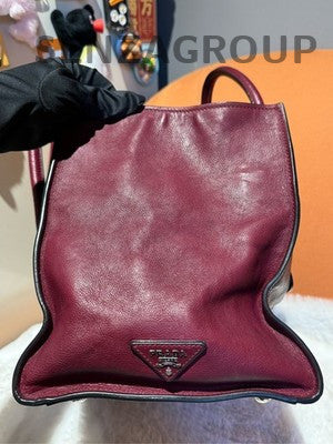 Prada Red Leather Shoulder Crossbody Handbag Classic Women's Bag