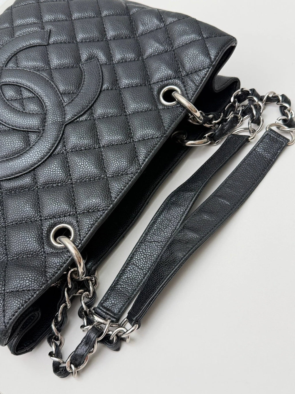 Chanel GST Caviar Calfskin Leather Tote Chain Shoulder Bag CC Logo Diamond SHW