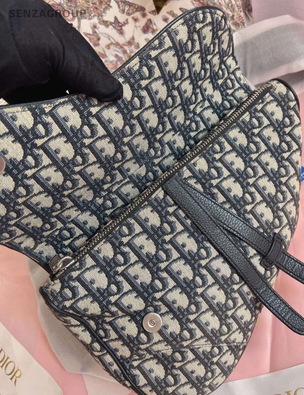 Christian Dior Oblique Saddle Crossbody Bag Black Unisex Adluts Almost Brand New