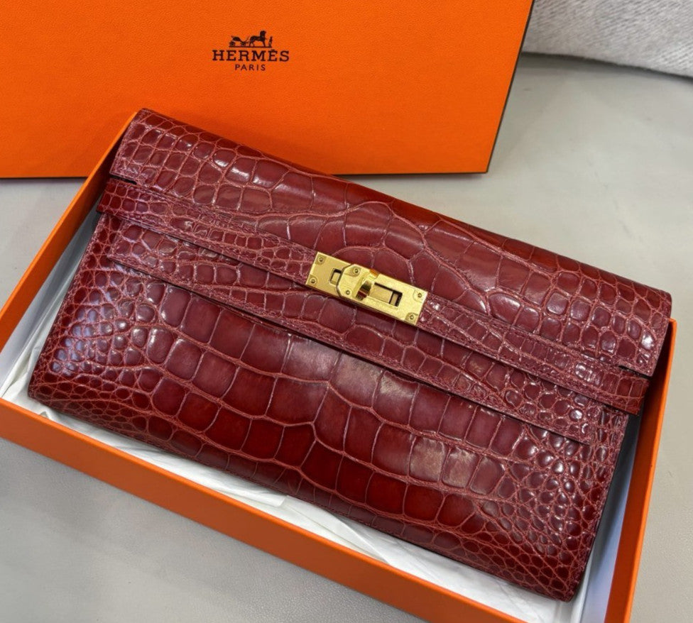 Hermes Kelly Long Wallet Red Gold Clutch Used Women Classic Fashion